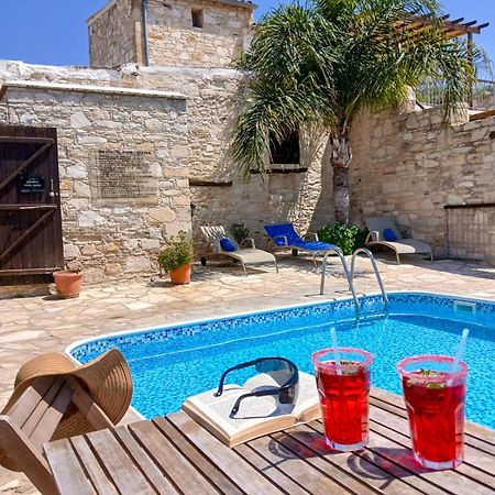 Appartamento Athena'S Pool Oasis Skarinou Esterno foto