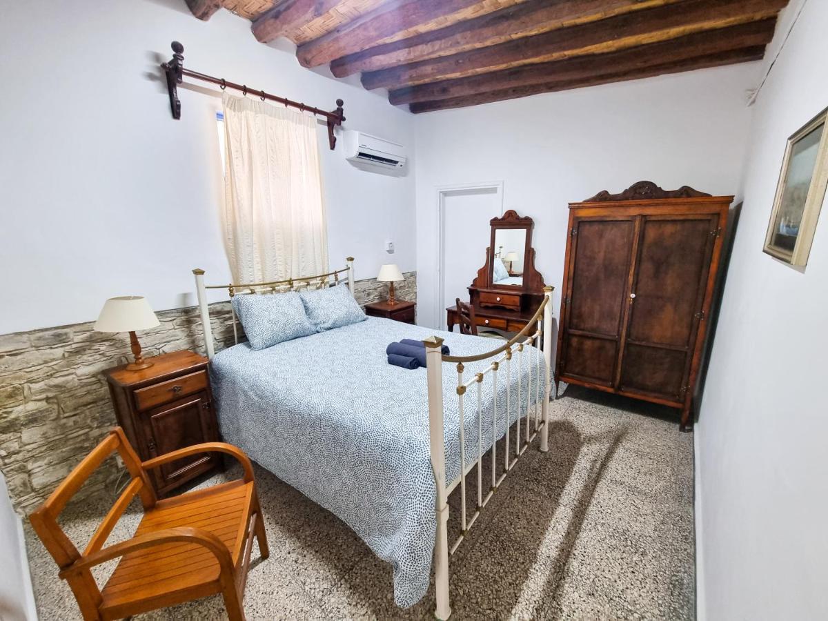 Appartamento Athena'S Pool Oasis Skarinou Esterno foto