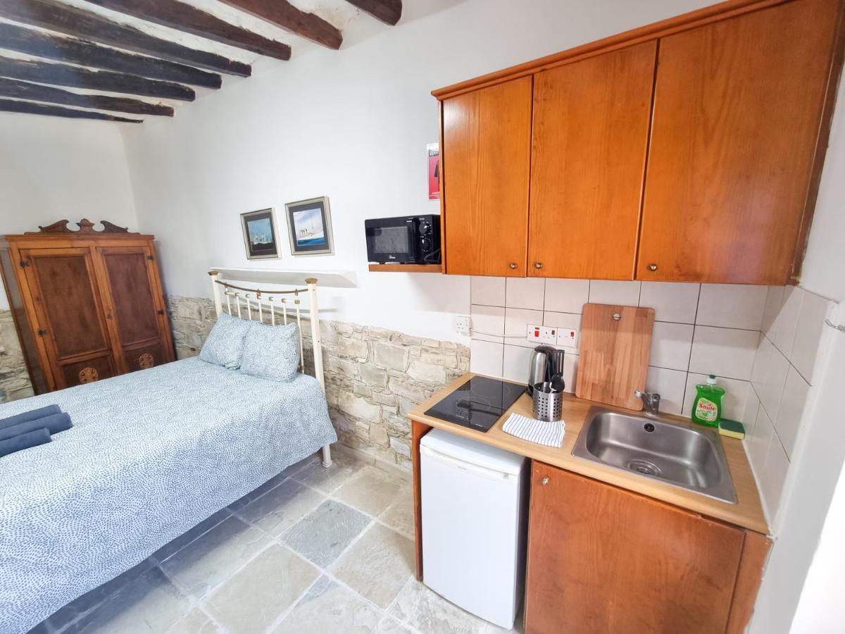 Appartamento Athena'S Pool Oasis Skarinou Esterno foto