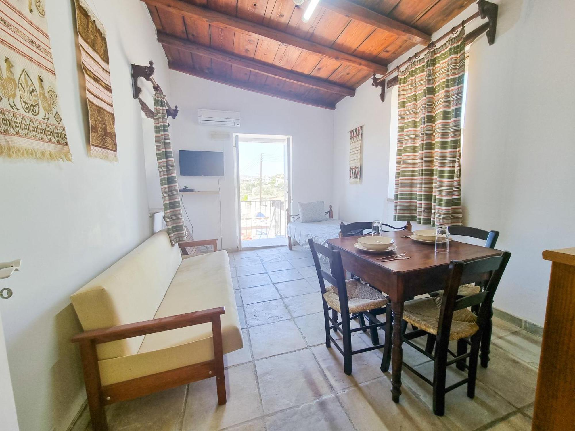 Appartamento Athena'S Pool Oasis Skarinou Esterno foto